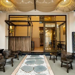 Hotel Hemtouch House 