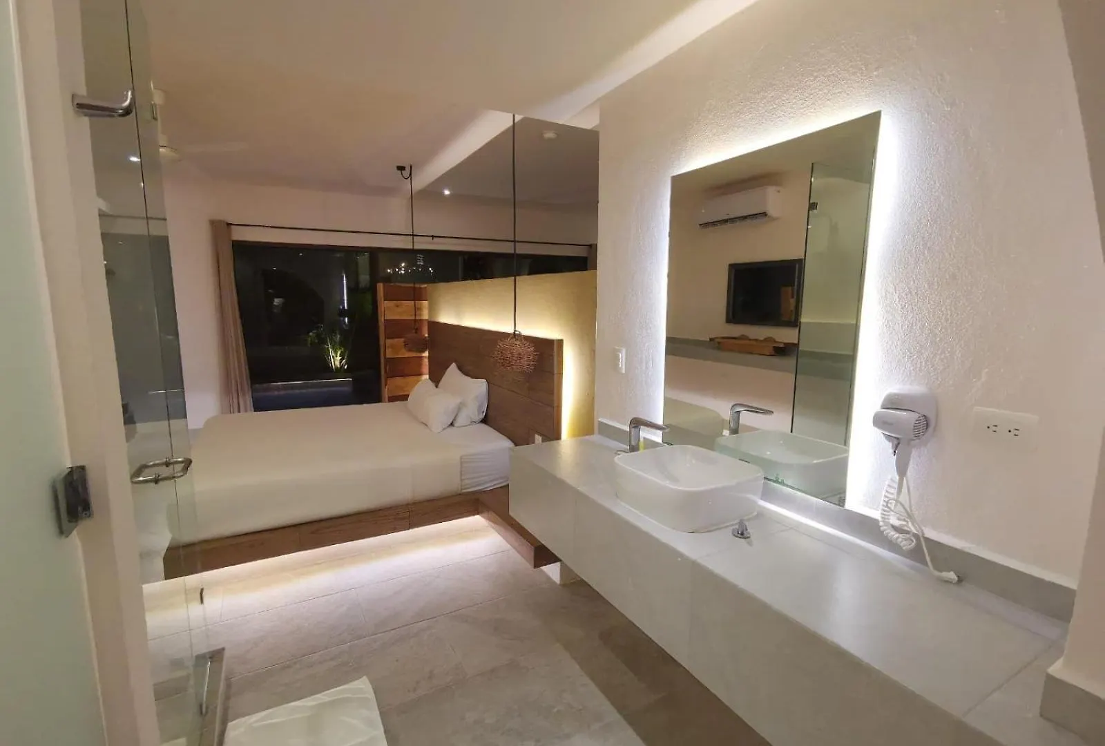 Kuun Taak Tulum Hotel 3*,