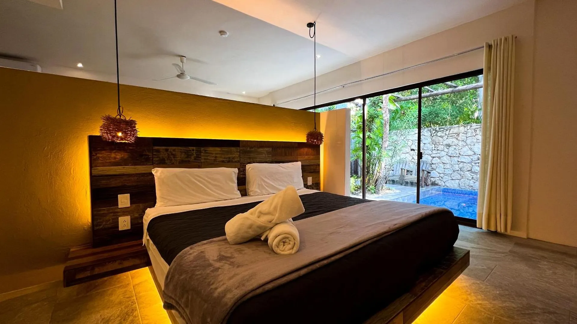 Kuun Taak Tulum Hotel