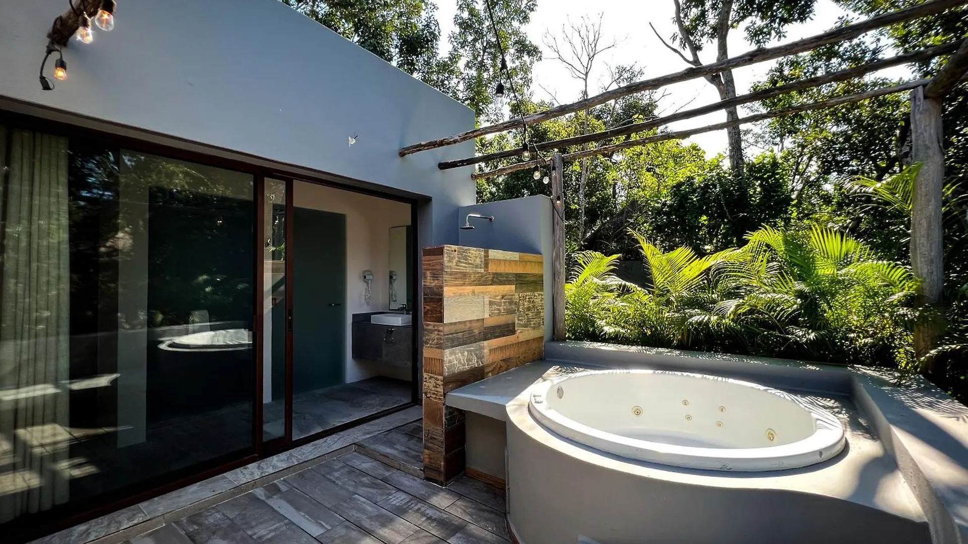 Kuun Taak Tulum Hotel