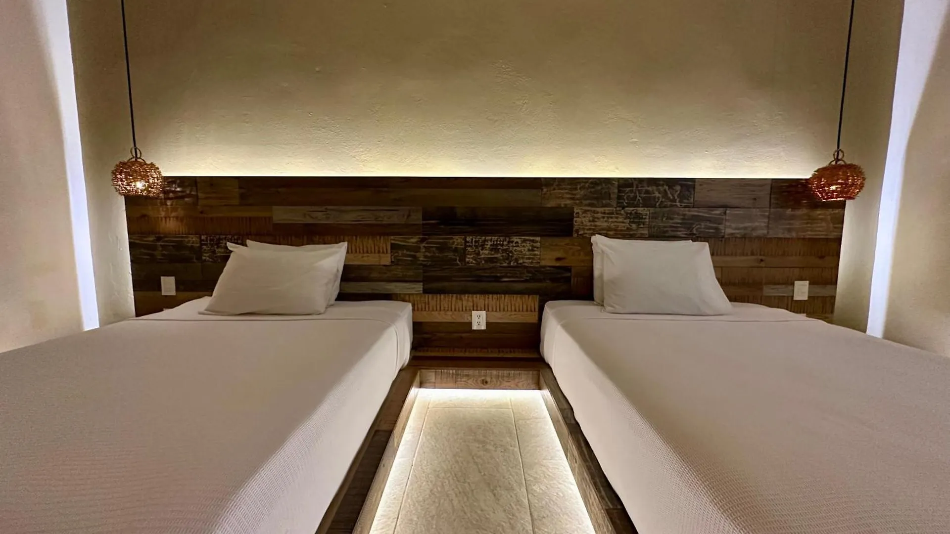 Kuun Taak Tulum Hotel 3*,